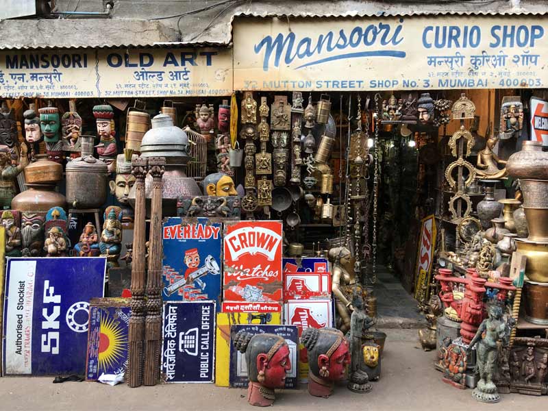 Antique shops in Chor Bazar, Mumbai – Beautiful Homes