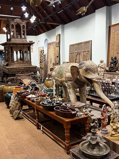 Crafters Antique Store in Mattancherry Kerala – Beautiful Homes