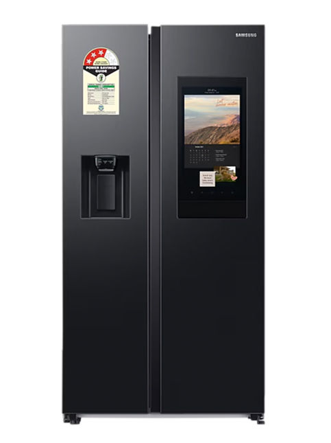 Samsung SpaceMax Family Hub refrigerator in modern kitchen – Beautiful Homes