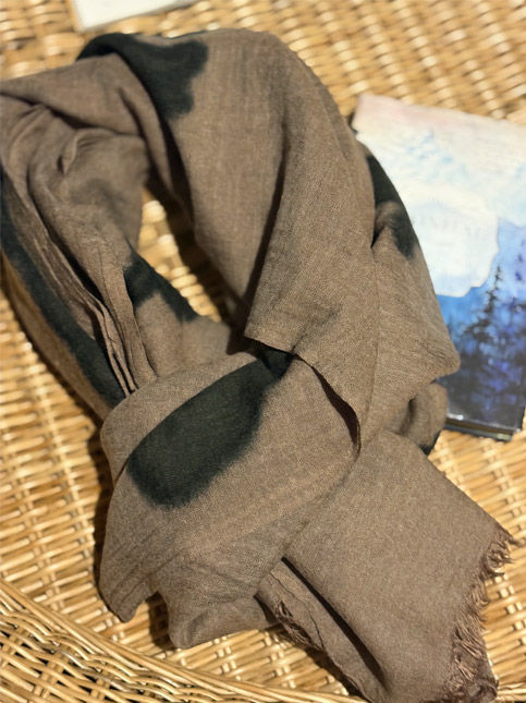 Ladakhi shawl gifted to Shobha Jose George for travel - Beautiful Homes