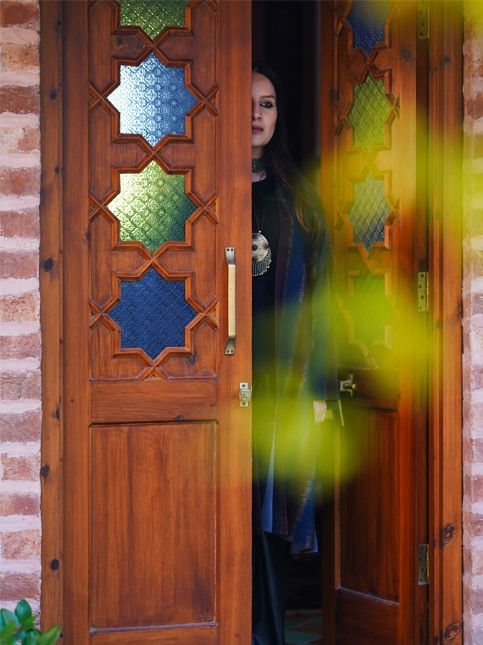 Kashmiri carpentry and door detail by local karigars - Beautiful Homes