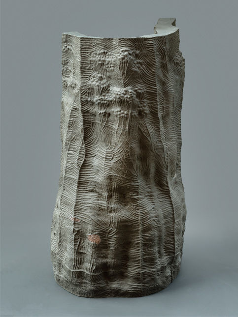 Stomata II, a sculptural artwork created using organic materials by artist Khageshwar Raut – Beautiful Homes