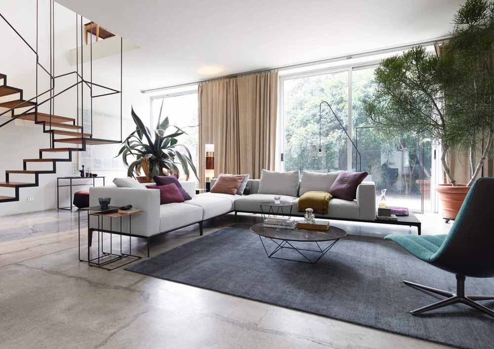 Nude curtains for white living room - Beautiful Homes