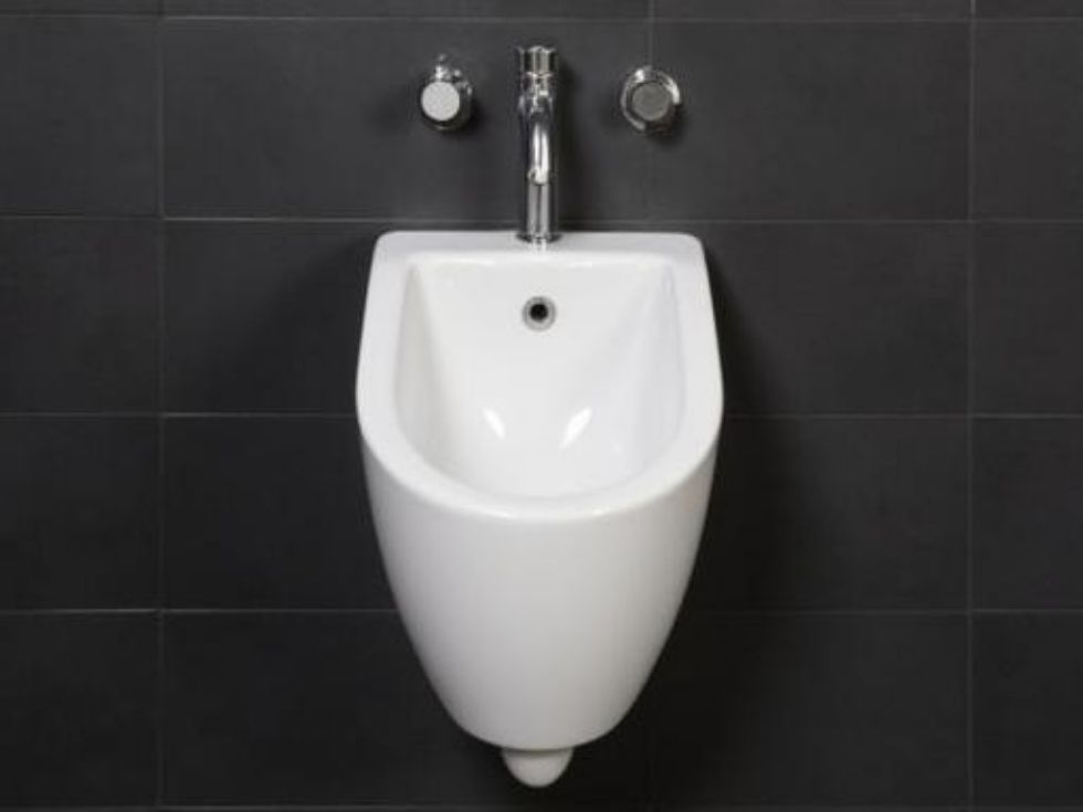 Contemporary waterless bathroom urinals - Beautiful Homes
