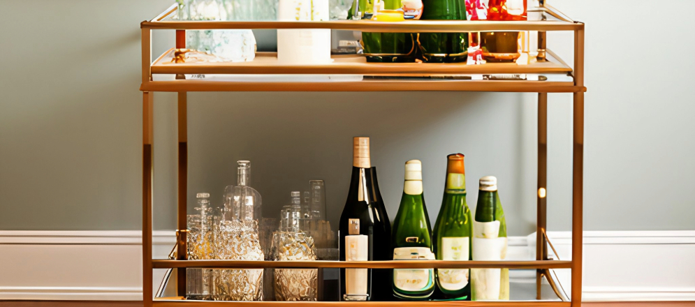 Stylish bar cart to store your drinks & glassware - Beautiful Homes