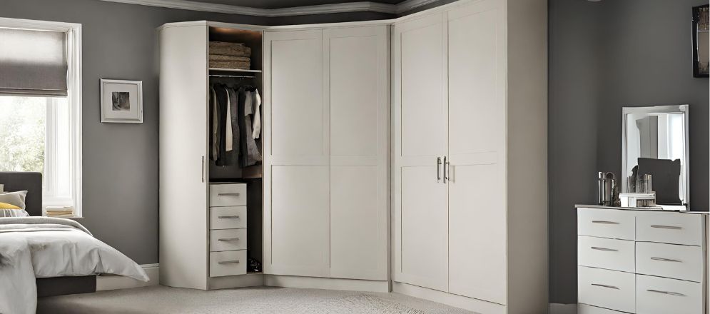 Corner bedroom cupboards - Beautiful Homes