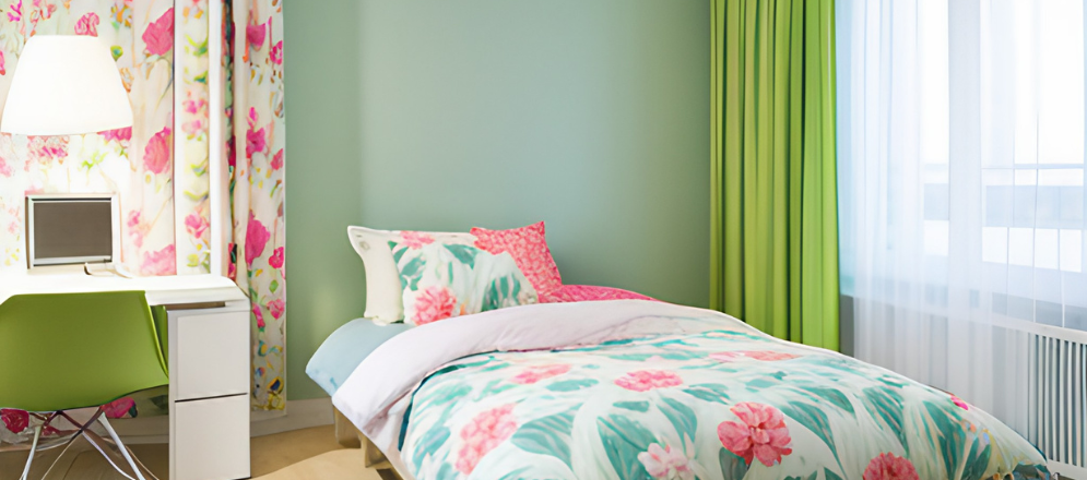 Beautiful Floral Theme Kids Room - Beautiful Homes
