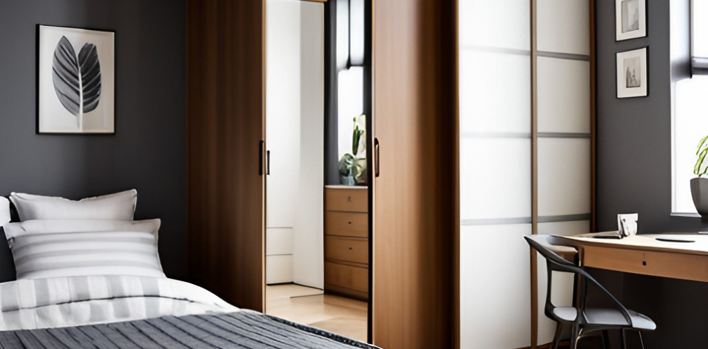 Luxury Bedroom with Sliding Wardrobe and Drawers - Beautiful Homes