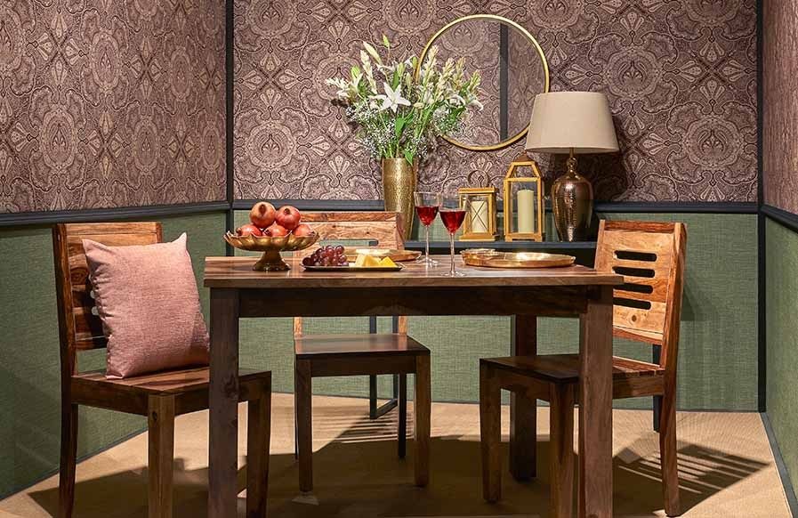 Classic small dining room interior design with statement wallpaper on walls - Beautiful Homes