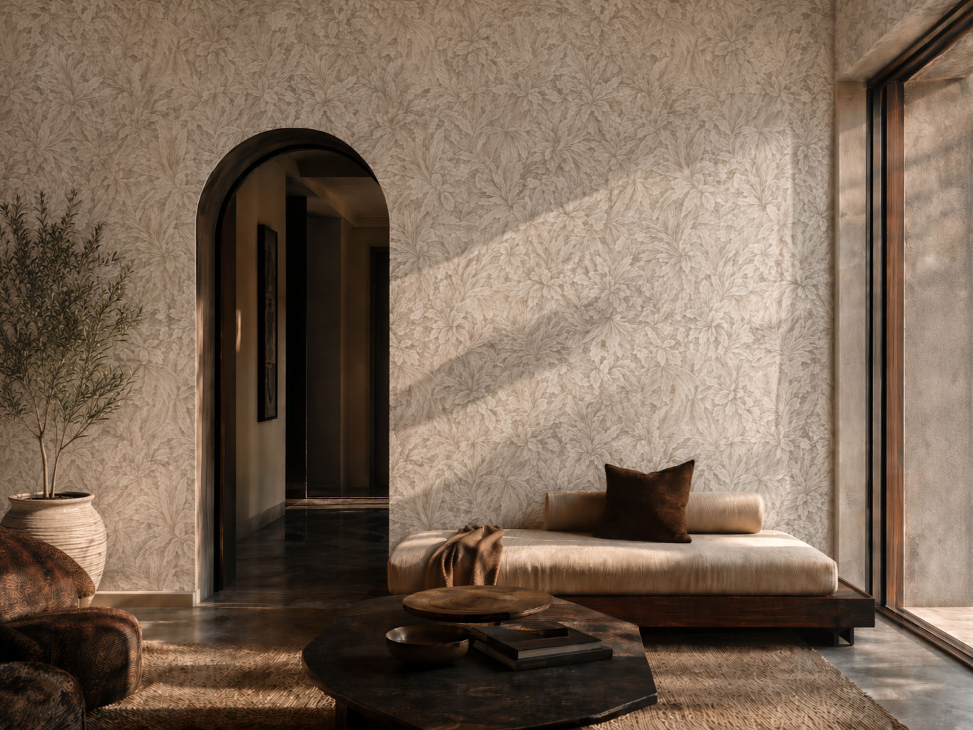 Light beige wallpaper with a layered botanical leaf pattern - Beautiful Homes