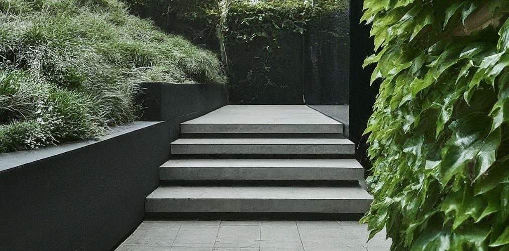 Grey concrete staircase for an entryway - Beautiful Homes