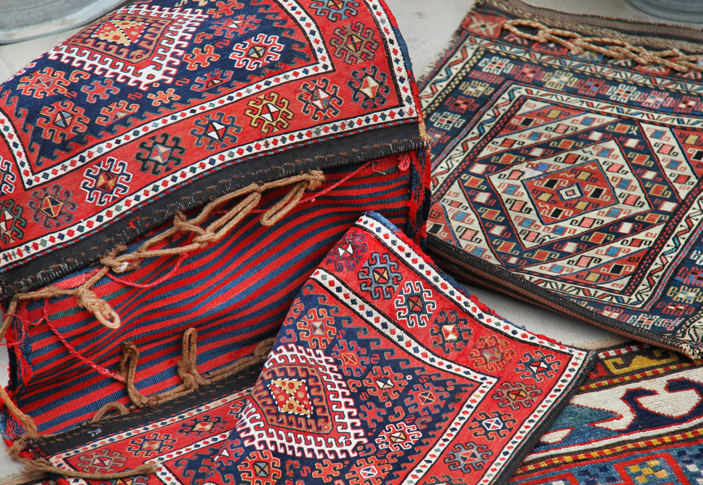 Use cushion covers with traditional patterns for beautiful home decor - Beautiful Homes