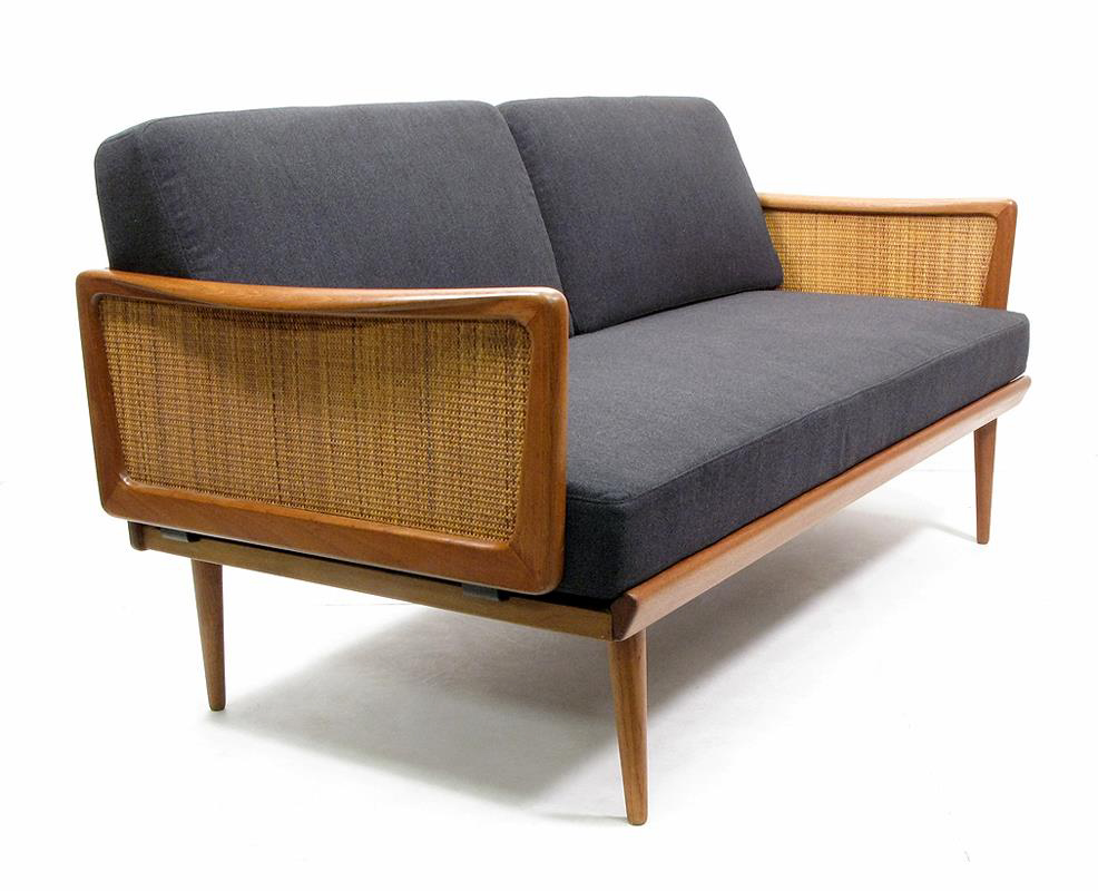 A Chair from Magari - Beautiful Homes