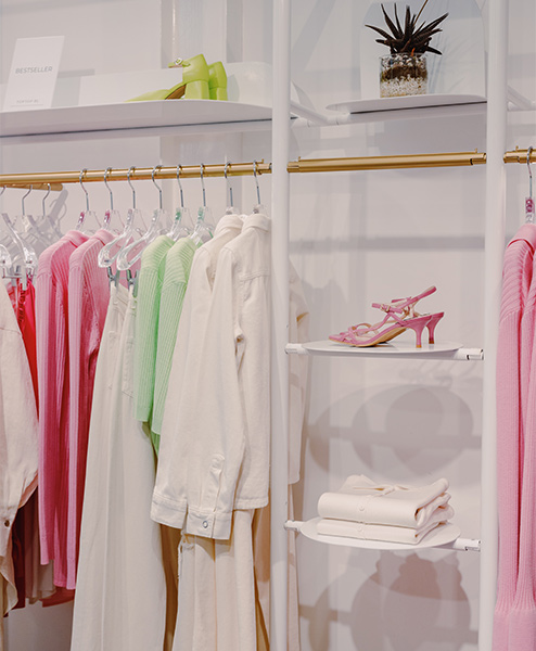 White modular wardrobe for your bedroom design - Beautiful Homes