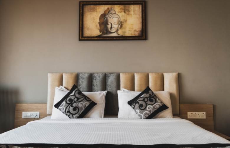 Indian home décor with earthy colour scheme for room - Beautiful Homes