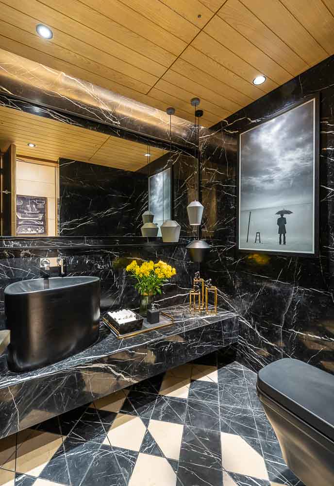 Black wall design for bathroom - Beautiful Homes