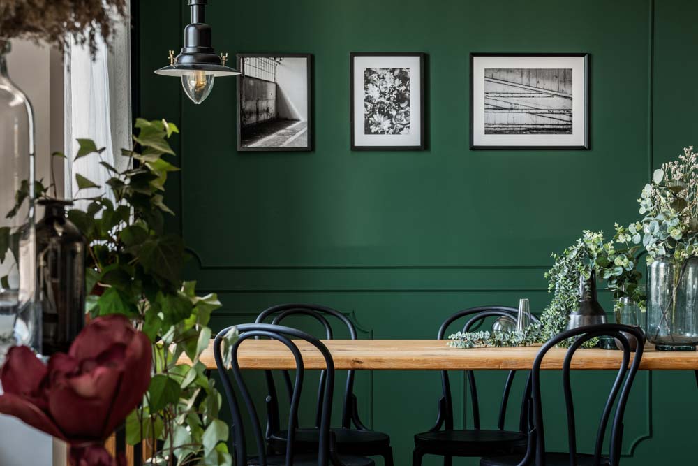 Green colour wall design for dining room - Beautiful Homes