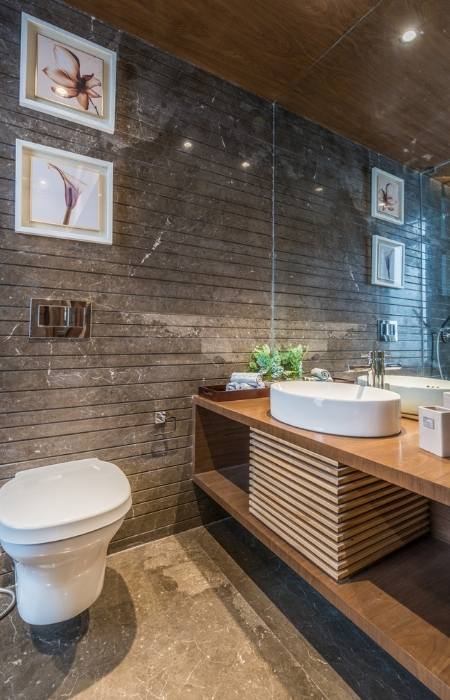 Earthy bathroom colour for bathroom colour trends in 2022 - Beautiful Homes