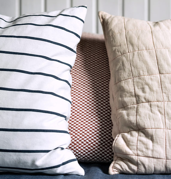 A Guide To Different Cushion Cover Fabrics