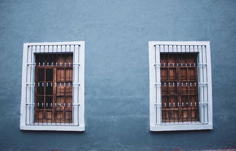 Different materials used for window grill designs in your home - Beautiful Homes