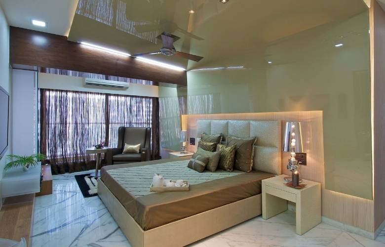 Bedroom design with table lamps & indoor plants for home decoration - Beautiful Homes