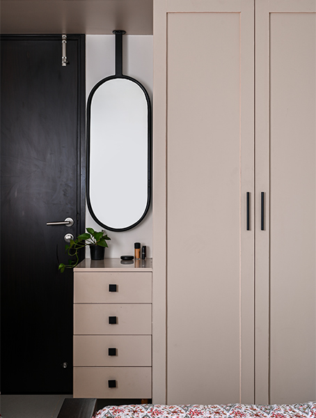 Mirror & dressing table for your small bedroom - Beautiful Homes