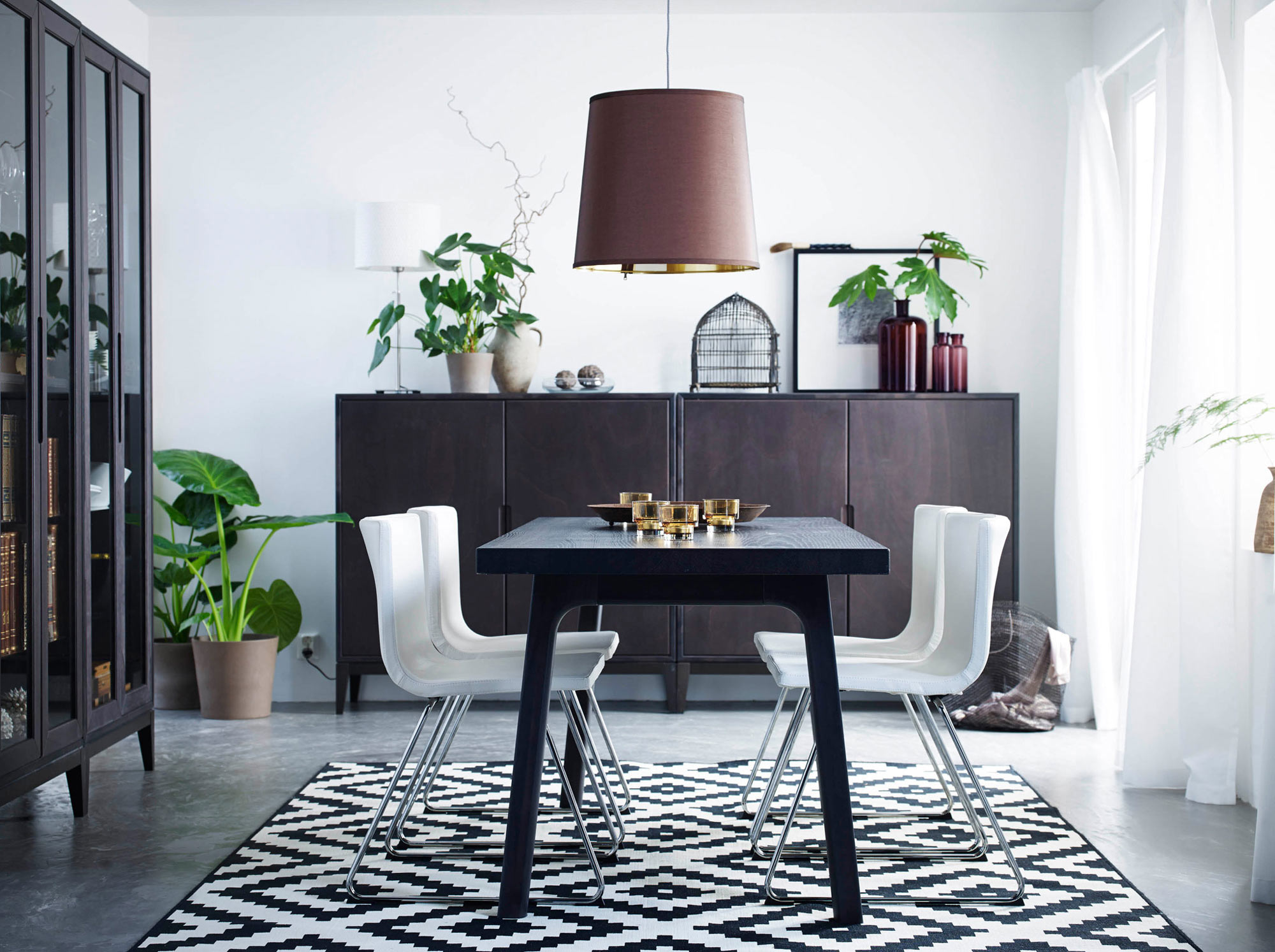 Choosing the right dining table rug - IKEA