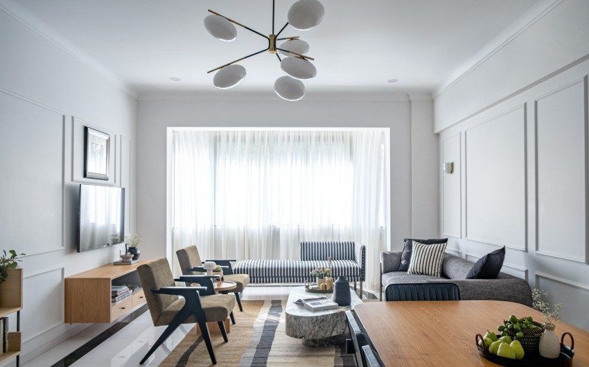 a contemporary living room