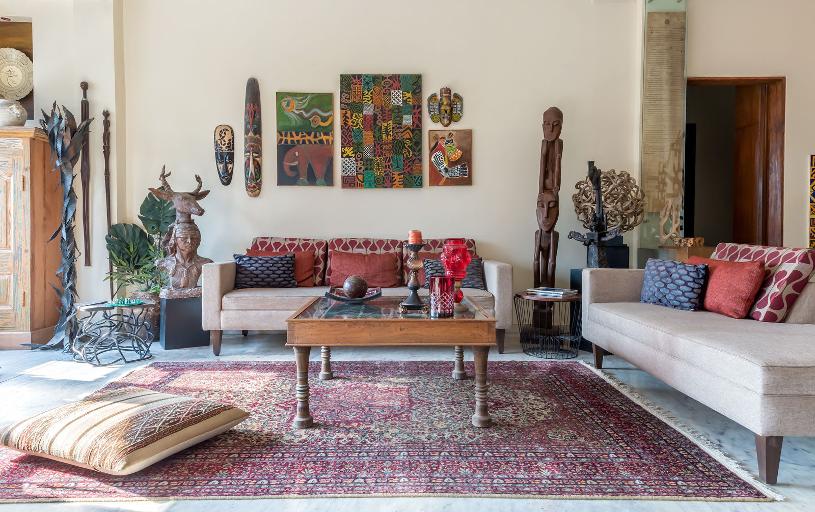 An Art-filled Living Room – Beautiful Homes