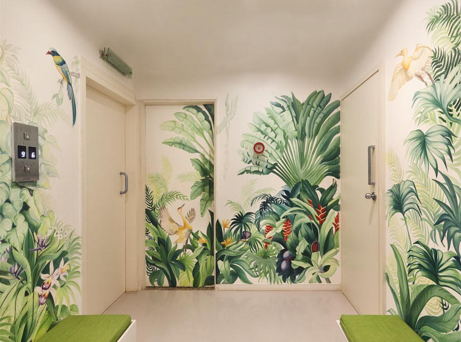 Green Tropical Forest Wall Mural Design In The Corridor - Beautiful Homes