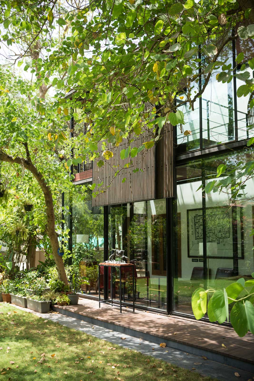 The extension is a seamless fit into the original structure of the house - Beautiful Homes