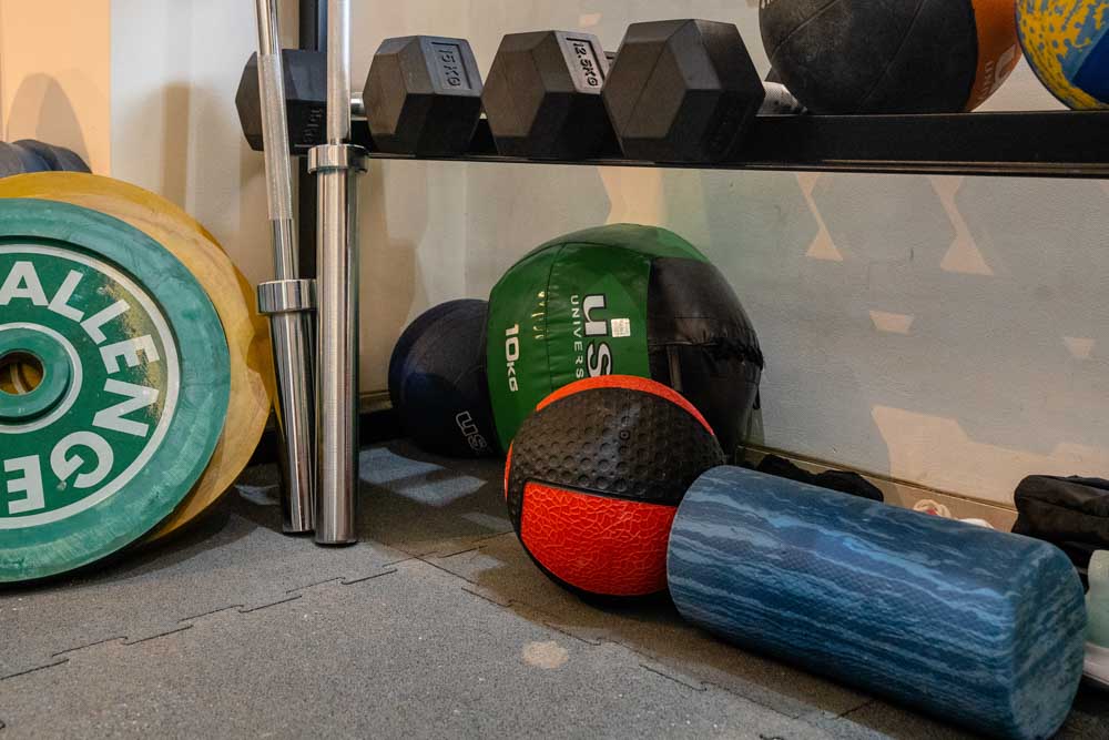 Equipment's needed for a home gym recommended by professional footballer & personal trainer Jyoti Ann Burrett - Beautiful Homes