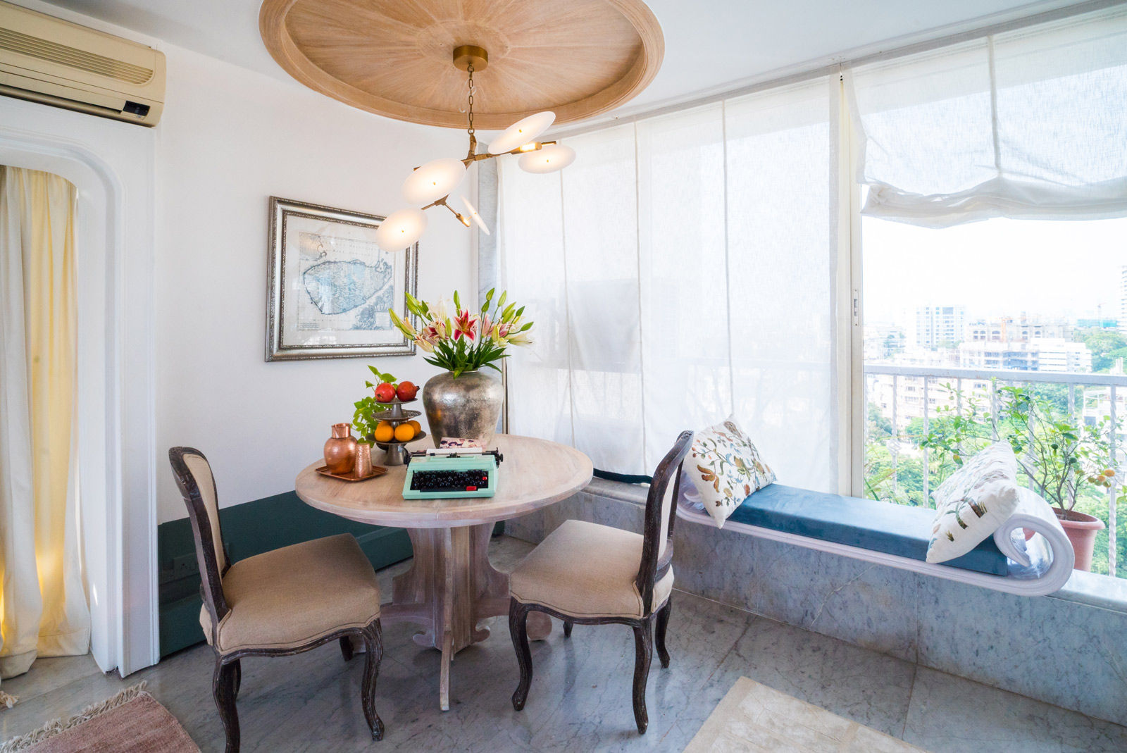 Room Design With Light Streams in From All Four Sides & White Furniture - Beautiful Homes
