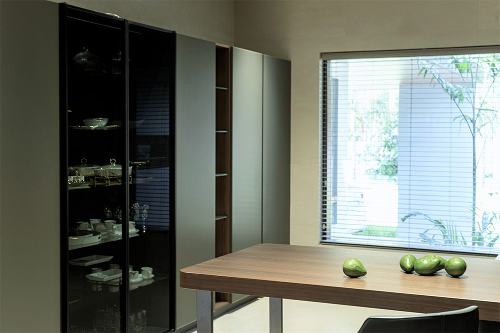 Glass cabinets for dining room design - Beautiful Homes