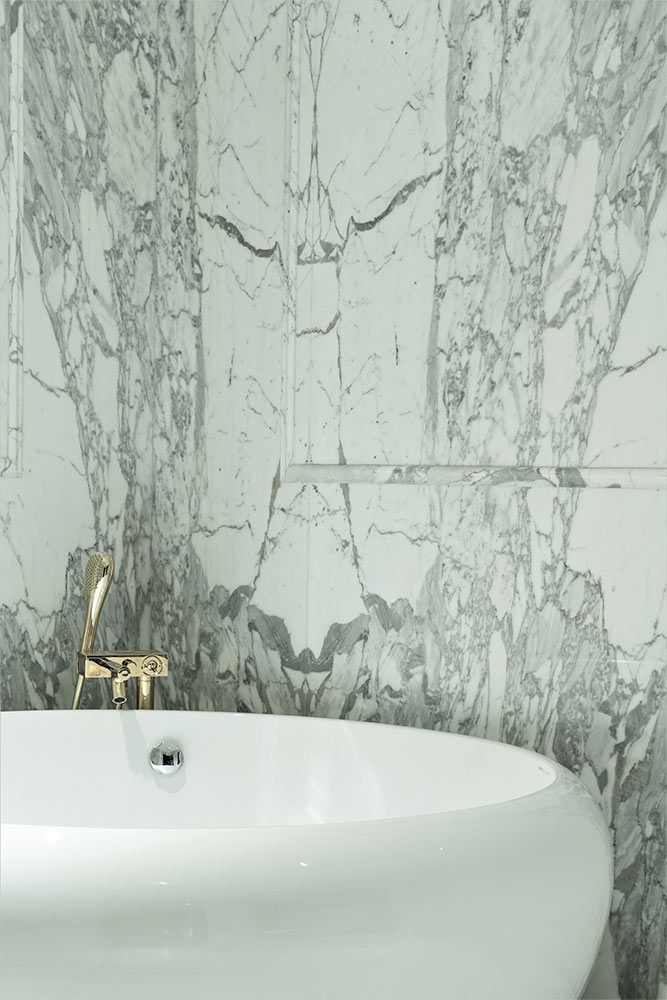 Wash basin design with Italian marble walls - Beautiful Homes
