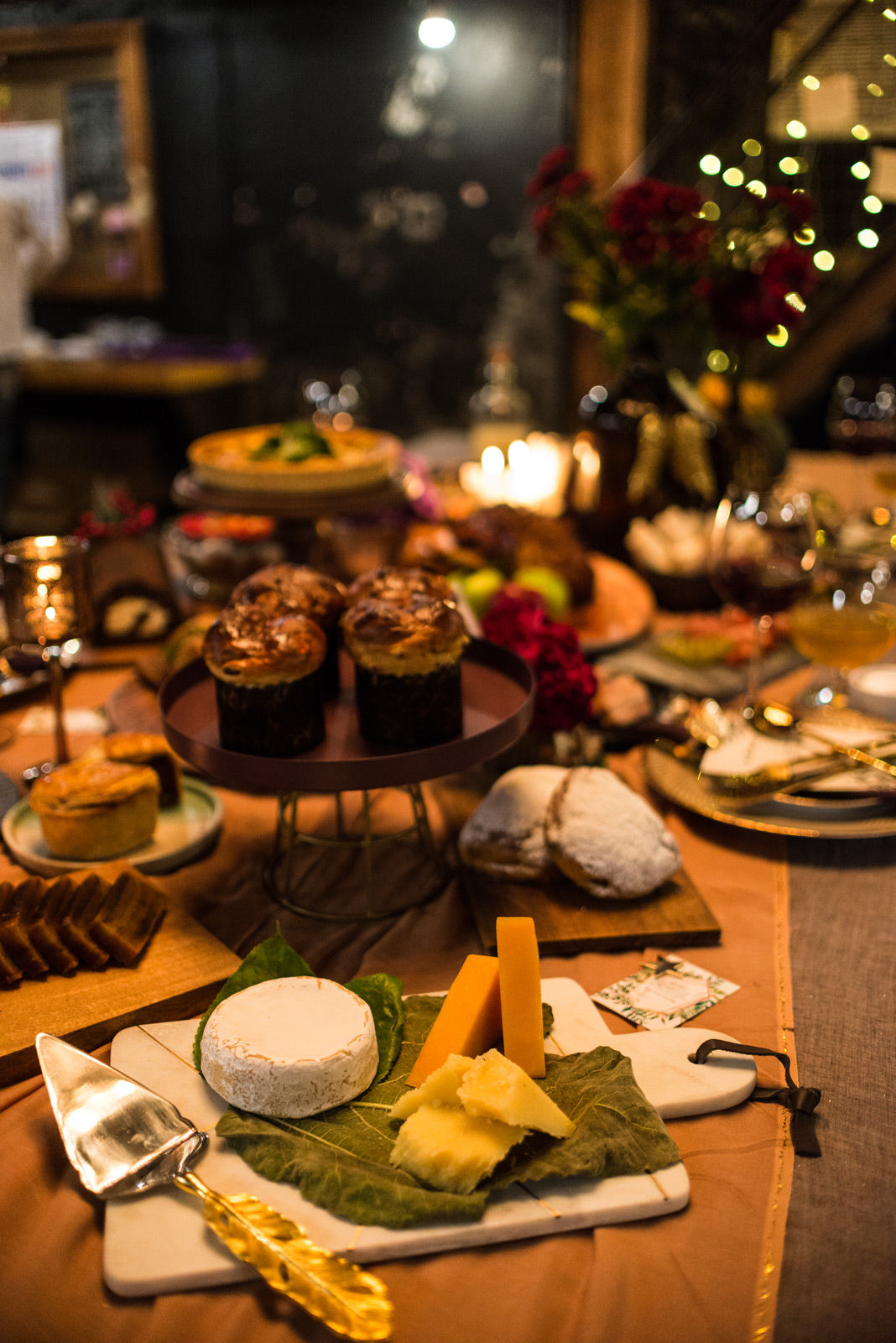 cheese platter for the perfect accompaniment to the wine - Beautiful Homes