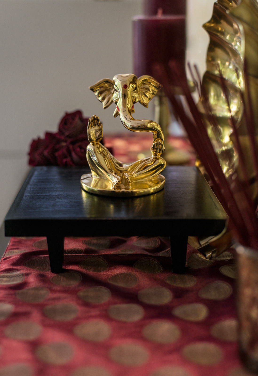 A beautiful idol of Lord Ganesha - Beautiful Homes