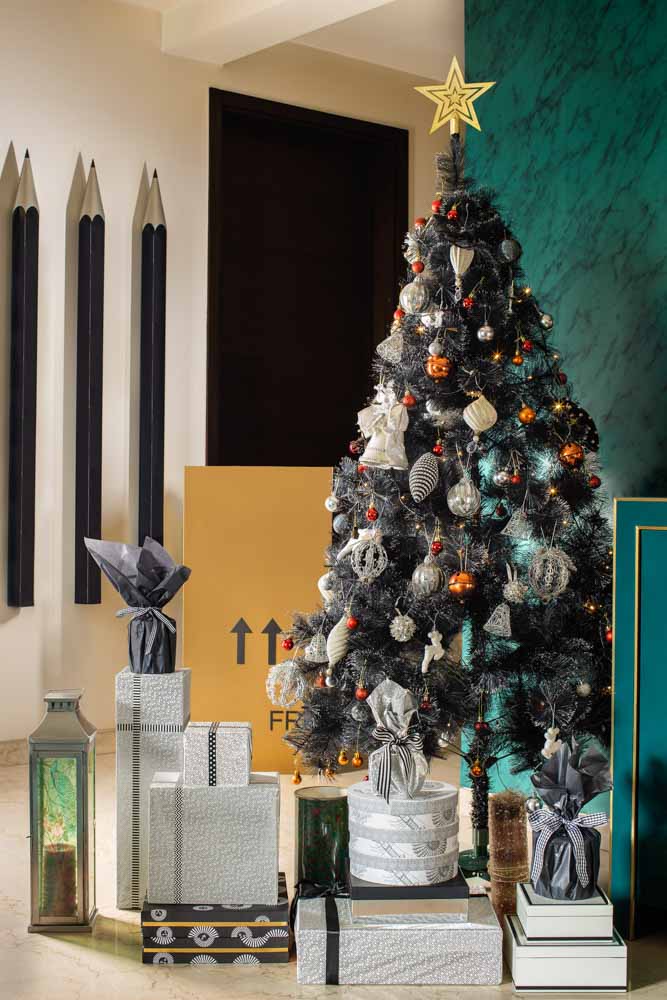 Living room décor for Christmas and New Year with perfect Christmas tree  - Beautiful Homes