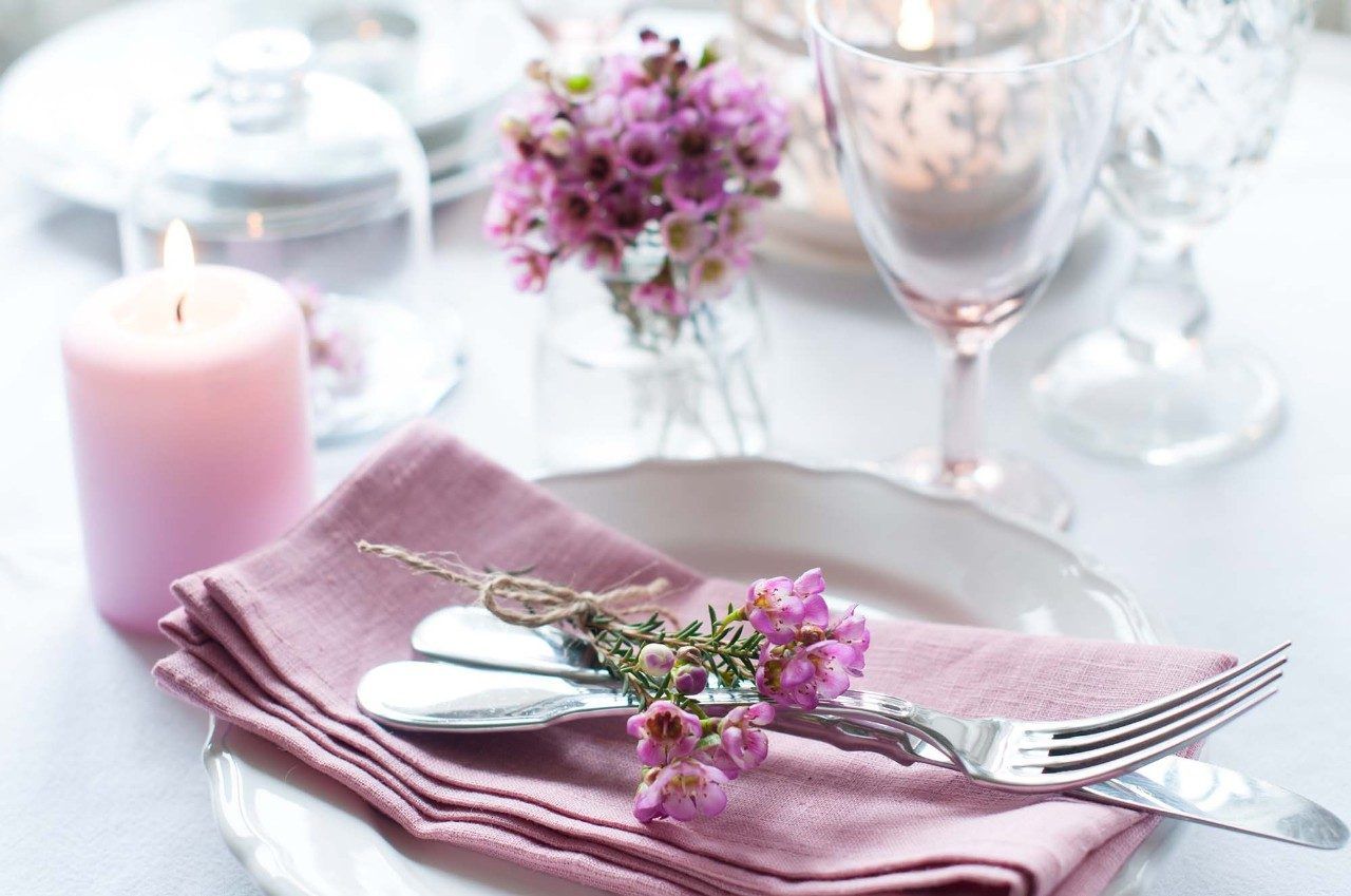 romantic table setting