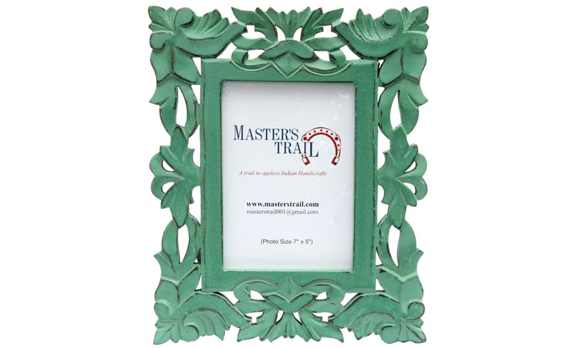 Wooden Photo Frame to Decorate Room - Beautiful Homes