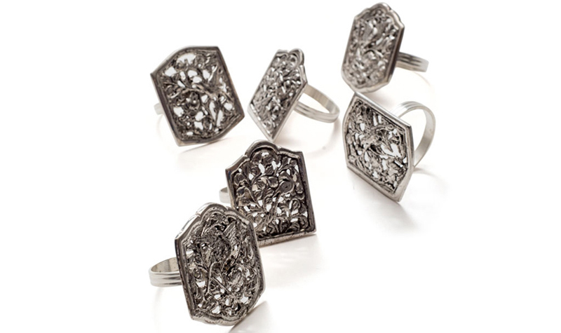 Filigree Napkin Rings - Beautiful Homes