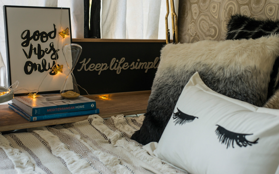 Design Ideas For Rental Bedroom With Plush Bedding, Faux Fur Cushions & Romantic Fairy Lights - Beautiful Homes