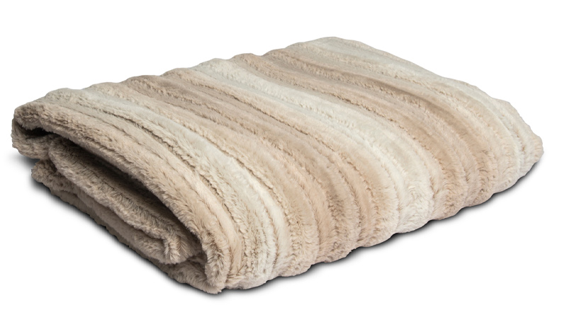 Mink Faux Fur Throw – Beautiful Homes