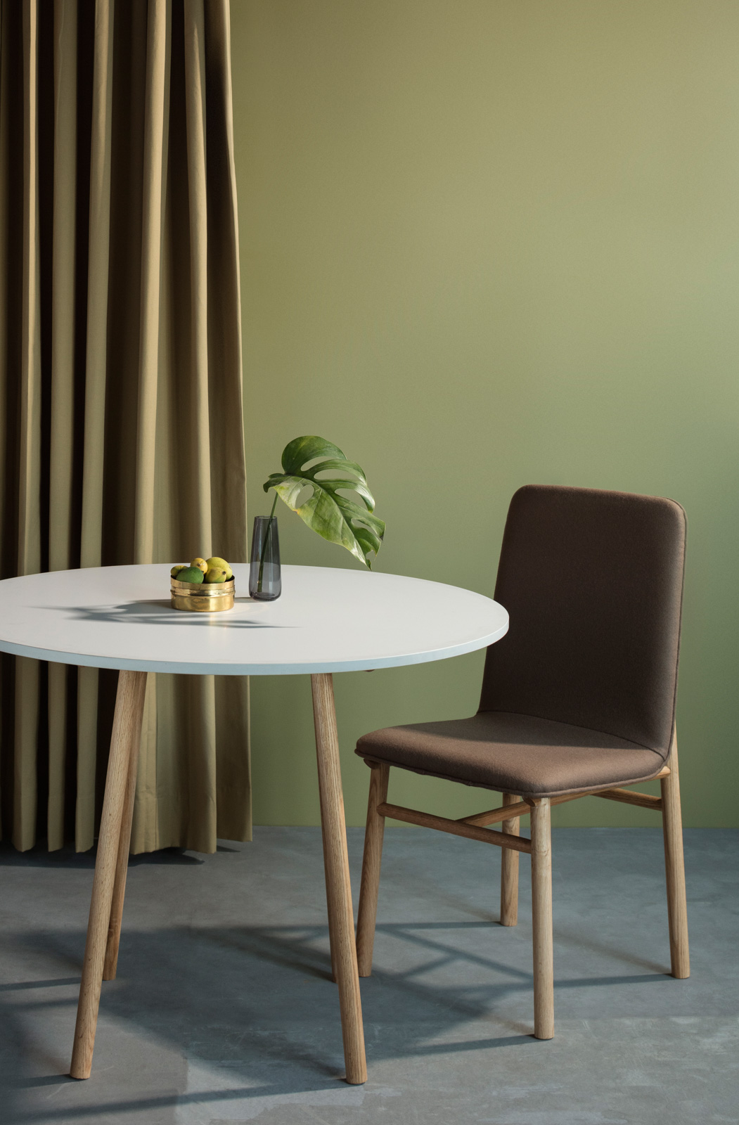 Moving away from ornamental table designs, the ‘Stem’ dining table is put together with pure minimalism. It offers 21 possible configurations in a mix of design and materials. The ‘Fold’ dining chair with its distinctive cushion—single plane with a bend—is designed by Daniel Rous from England in the way of a traditional high-back. Made from beech wood, it is accentuated by comfortable angles that provide optimal posture. 