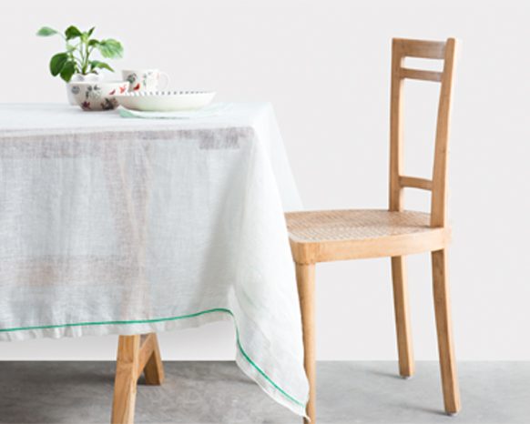 Classic Table Cloth – Beautiful Homes