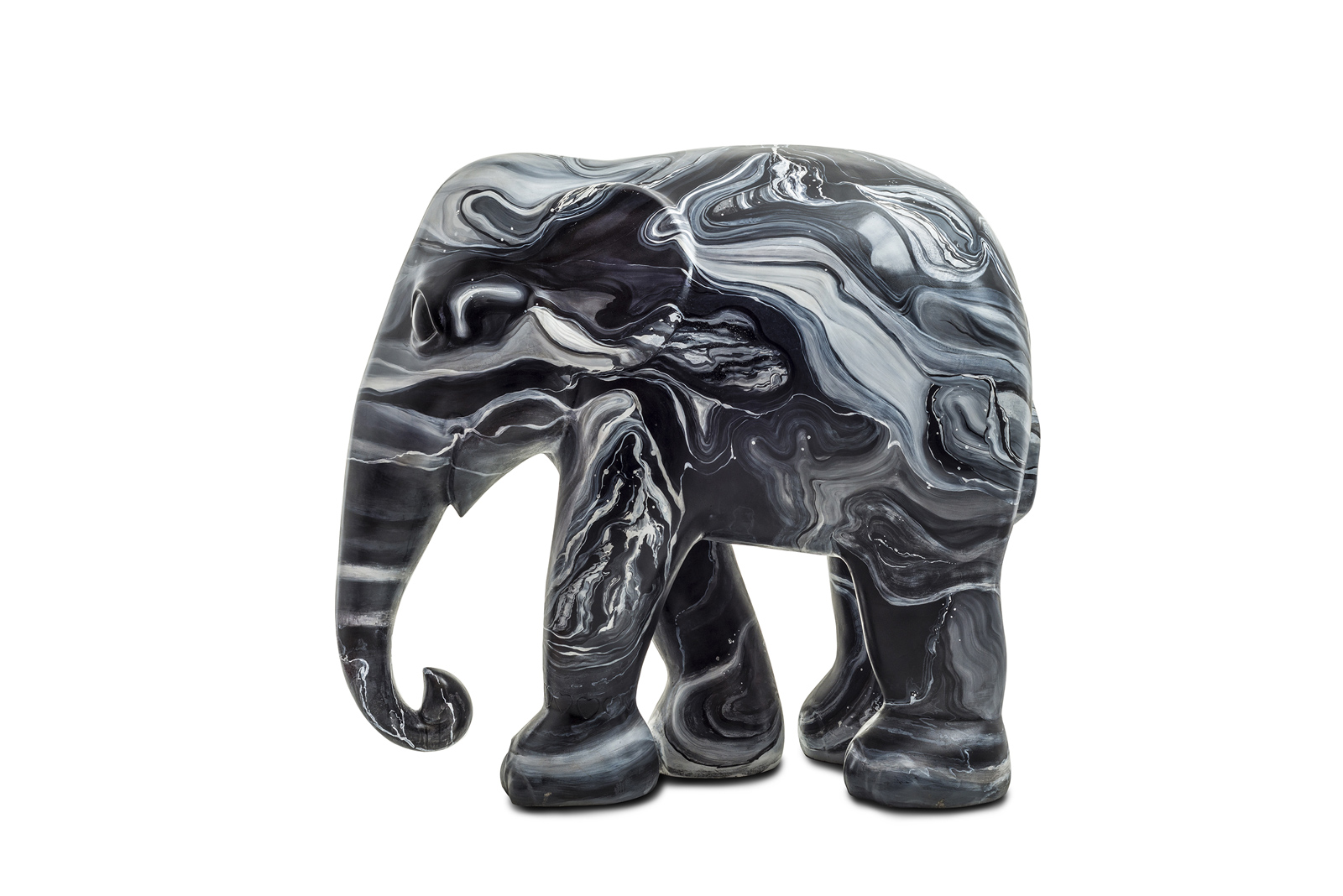 The elephant by Mumbai based interior designer Ravi Vazirani - Beautiful Homes