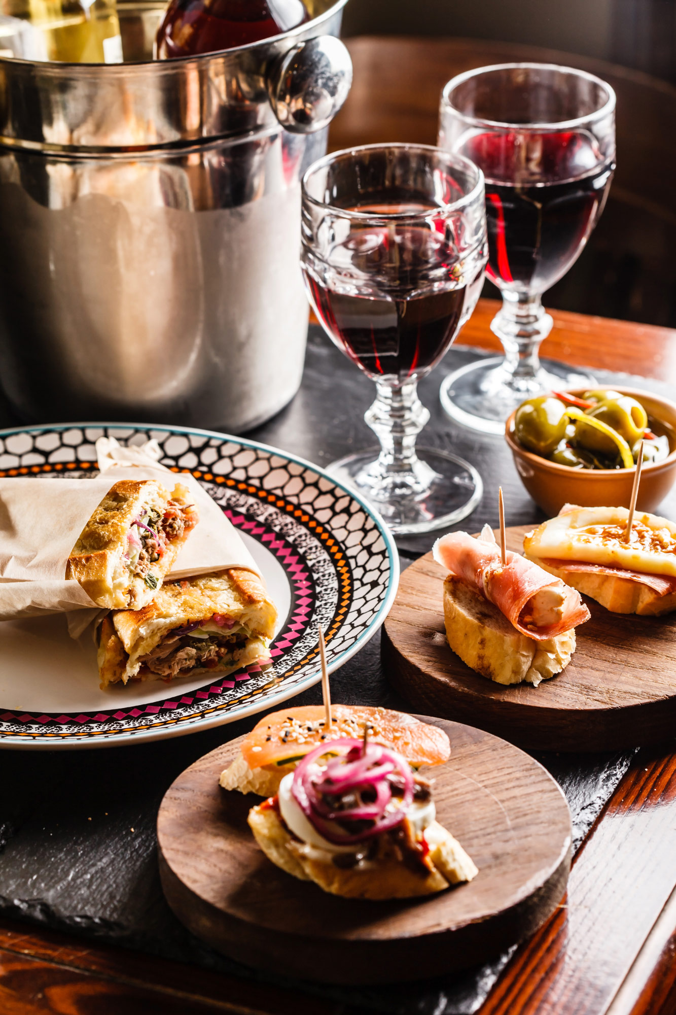 Party Table Preparation - Beautiful Homes