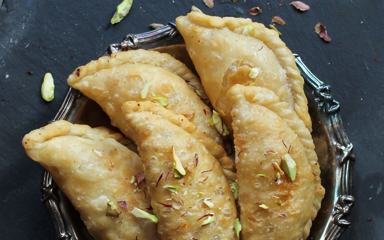 Gujiya: Season’s Most Popular Sweet– Beautiful Homes