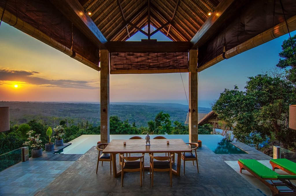 An Airbnb Pool Villa in Bali – Beautiful Homes