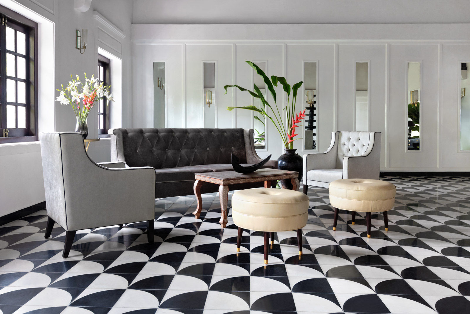 Black and White Flooring in the Courthouse Lounge – Beautiful Homes